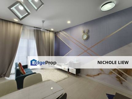 (FULL LOAN + RENOVATED + FURNISHED) SOHO TRIO PERMAI, Selangor, Seri Kembangan