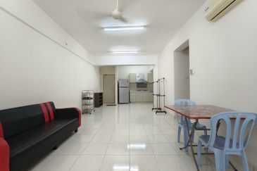 The Residence 2 @ Tiara East