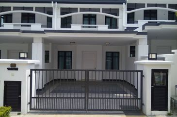 Cradleton @ Eco Majestic