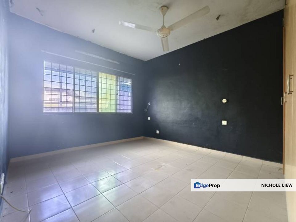 (FULL LOAN) ANGGERIK VILLA APARTMENT, Selangor, Semenyih