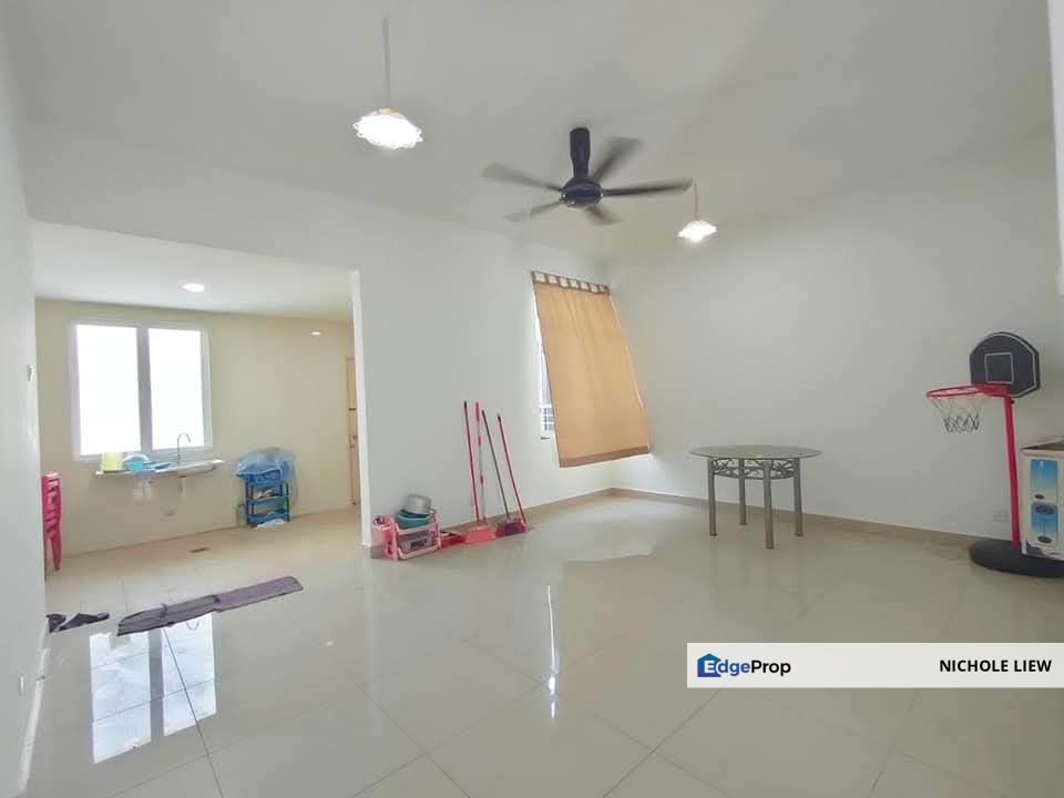 (FULL LOAN) 2 STOREY SEMI-D @ TAMAN HILLVIEW, KAJANG, Selangor, Semenyih