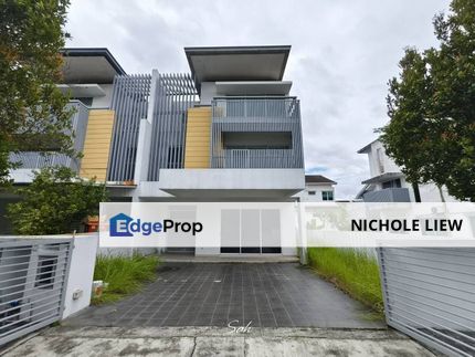 (FULL LOAN 34x75 END LOT EXTRA LAND) 3 STOREY SUPERLINK @ NADAYU 92, Selangor, Semenyih