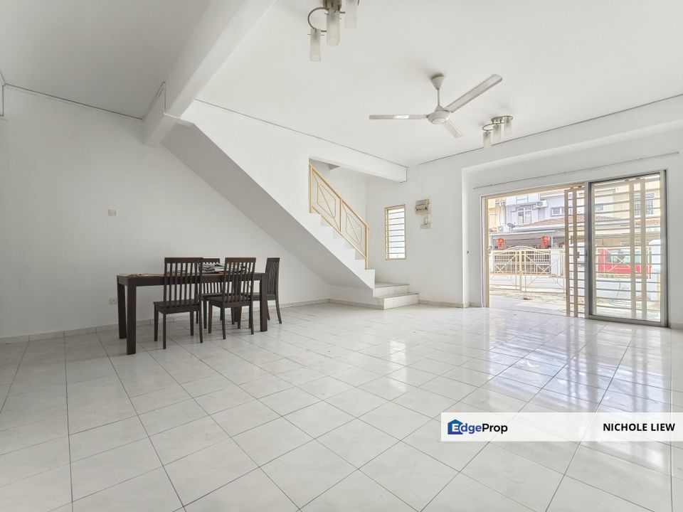 (CHEAPEST FULL LOAN) 2 STOREY @ TAMAN SERI EMAS, KAJANG, Selangor, Kajang