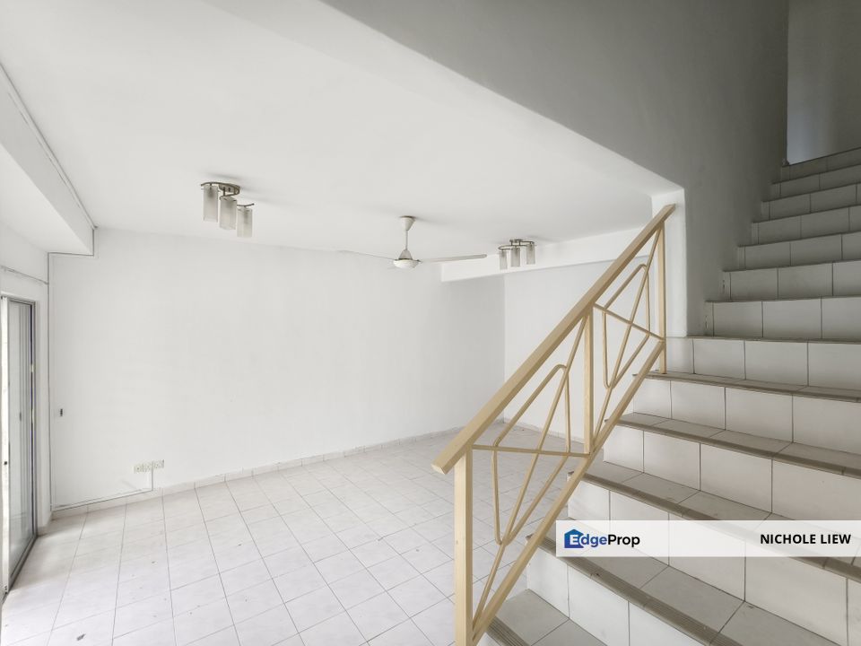 (CHEAPEST FULL LOAN) 2 STOREY @ TAMAN SERI EMAS, KAJANG, Selangor, Kajang