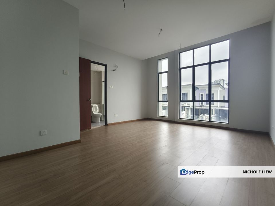 (BRAND NEW 22x75 FULL LOAN) 2 STOREY @ TAMAN KAJANG EAST, Selangor, Semenyih