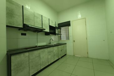 Cradleton @ Eco Majestic