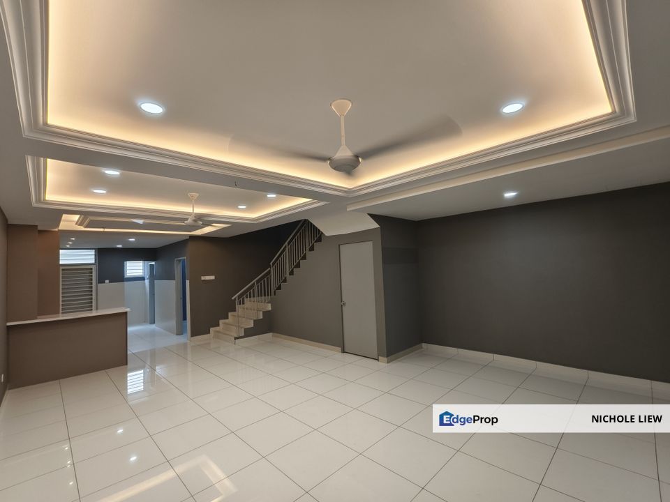 (FULLY RENOVATED + GOOD CONDITION) 2 STOREY @ BANDAR TASIK KESUMA, SEMENYIH, Selangor, Semenyih