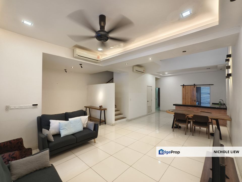 (22x75 FULLY FURNISHED) 2 STOREY SUPERLINK @ TROPICANA HEIGHTS, KAJANG 2, Selangor, Kajang