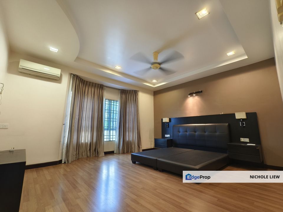 (FULLY RENOVATED) 2 STOREY SEMI-D @ TAMAN HARMONI, KAJANG, Selangor, Semenyih