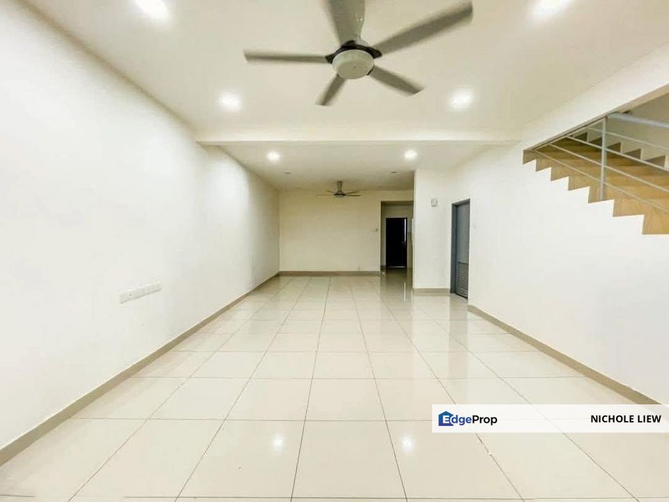 (FULL LOAN + FACING OPEN) 2 STOREY TERRACE @ (KASEH HEIGHTS) TAMAN SEMENYIH MEWAH, Selangor, Semenyih
