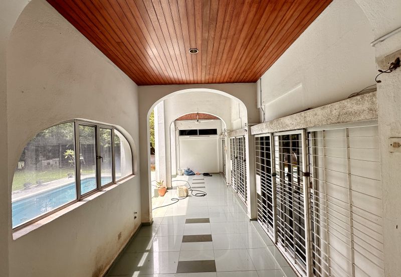 Lorong Taman Pantai 4