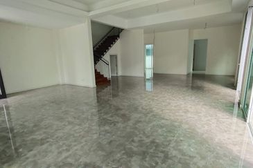 3 storey semi-d for sale in viridian, bandar sungai long, cheras, kajang.