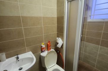 2 storey terraced house for sale in goodview heights, bandar sungai long, kajang.