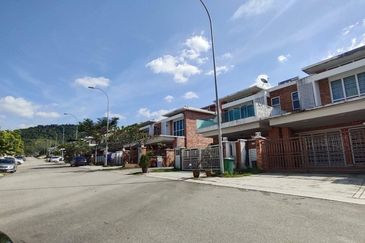 2 storey terraced house for sale in goodview heights, bandar sungai long, kajang.