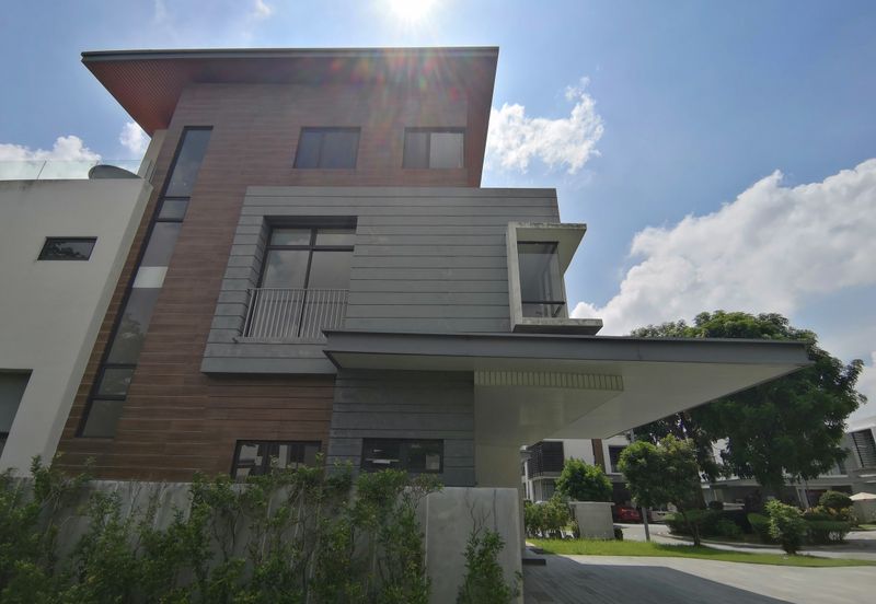 Long Branch Residences