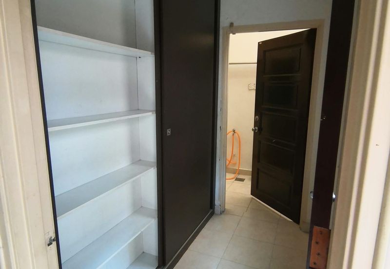 Canal Gardens, Kota Kemuning