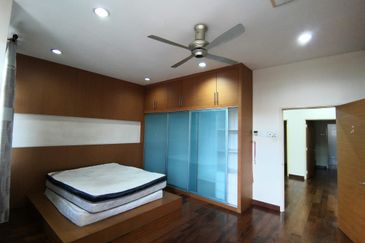 Canal Gardens, Kota Kemuning