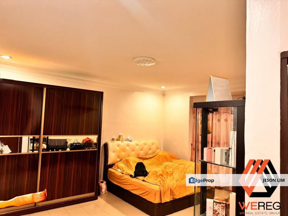 Bayu Perdana @LRT 3 @Fully Renovated  2 Storey 20X75 for Sale RM638k, Selangor, Klang