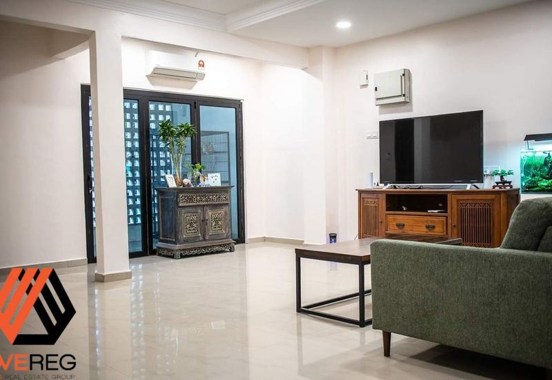 Taman Tepi Sungai ( Taman Teluk Pulai Indah )