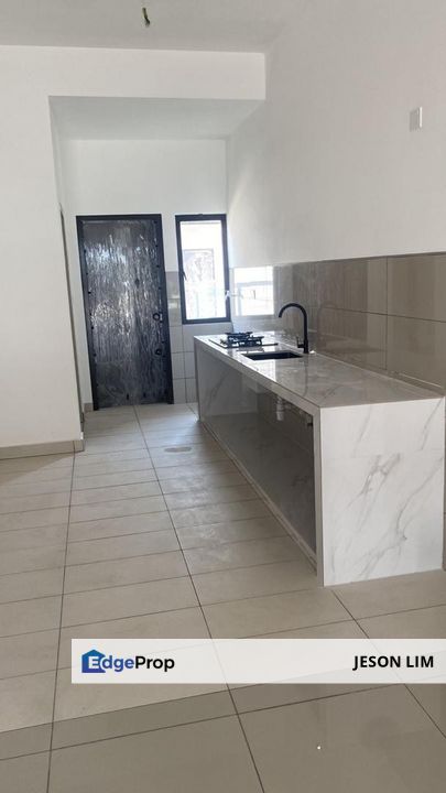 Casira 3 Bukit Raja @2 Storey with Kitchen 20X75 4R3B for Sale RM2,200, Selangor, Klang