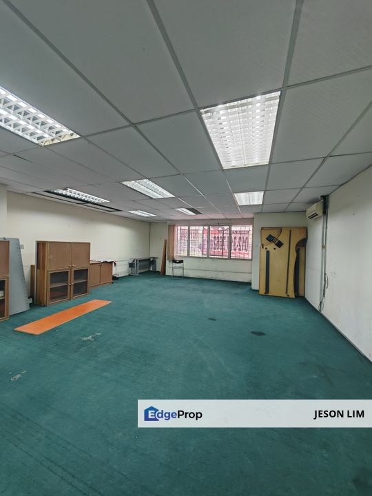 Klang Bukit Tinggi 1 Facing LRT 3 @First Floor Office 22X75 for Rent, Selangor, Klang