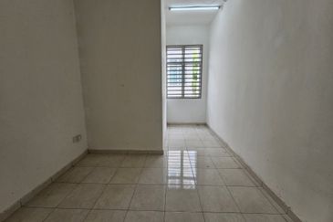 Taman Cempaka, Bandar Baru Salak Tinggi