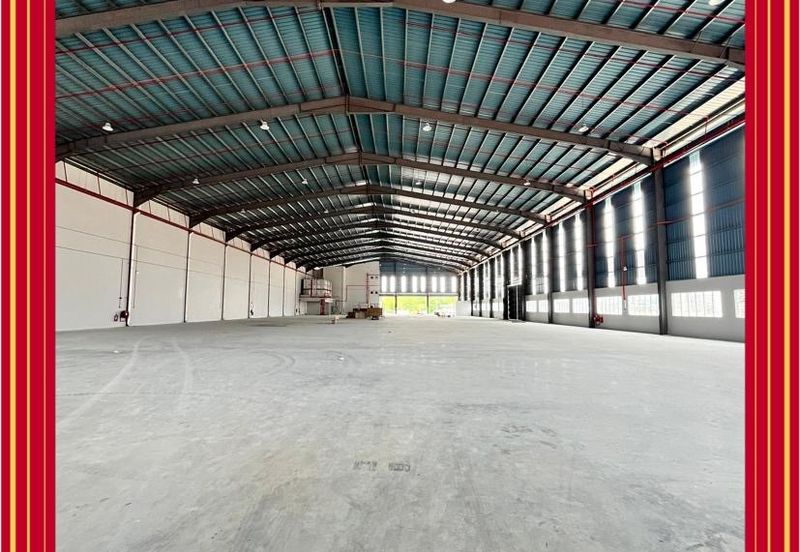 West Port, Pulau Indah