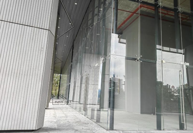 The MET Corporate Towers