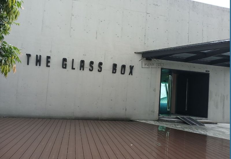 The MET Corporate Towers