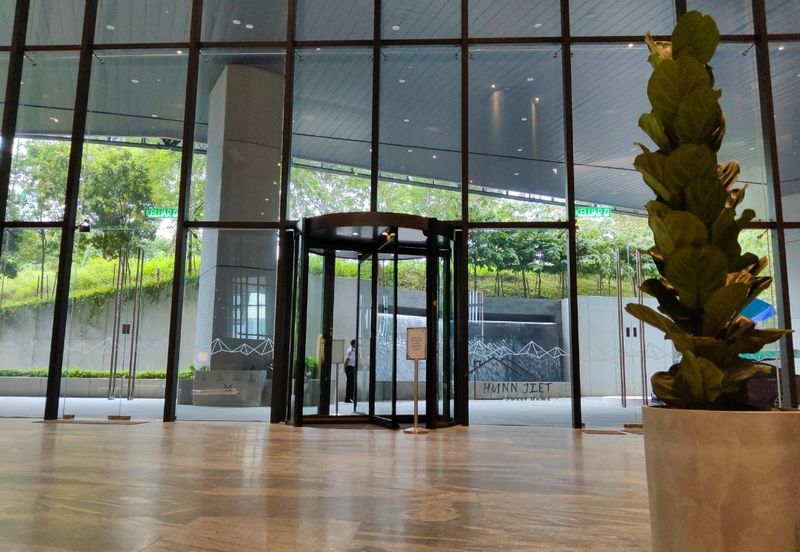 The MET Corporate Towers