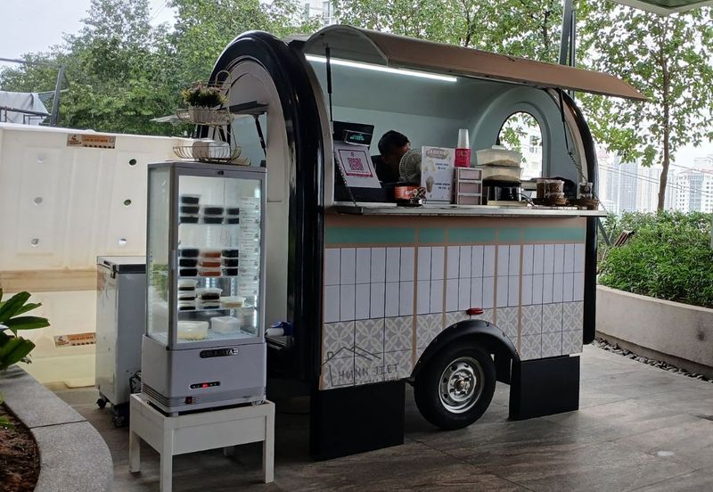 The MET Corporate Towers