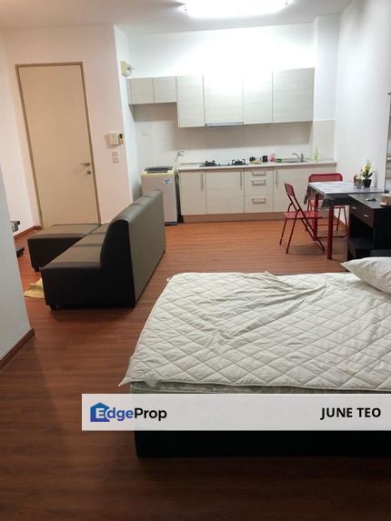 Good Condition Mid Floor Fully Furnished Studio @ Greenfield for Rent / Sale, Johor, Tampoi