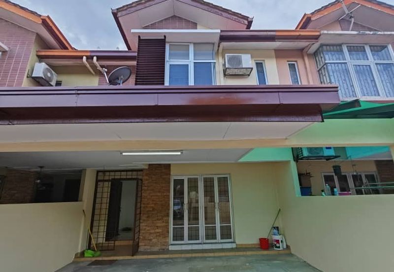 Subang Bestari 2sty house