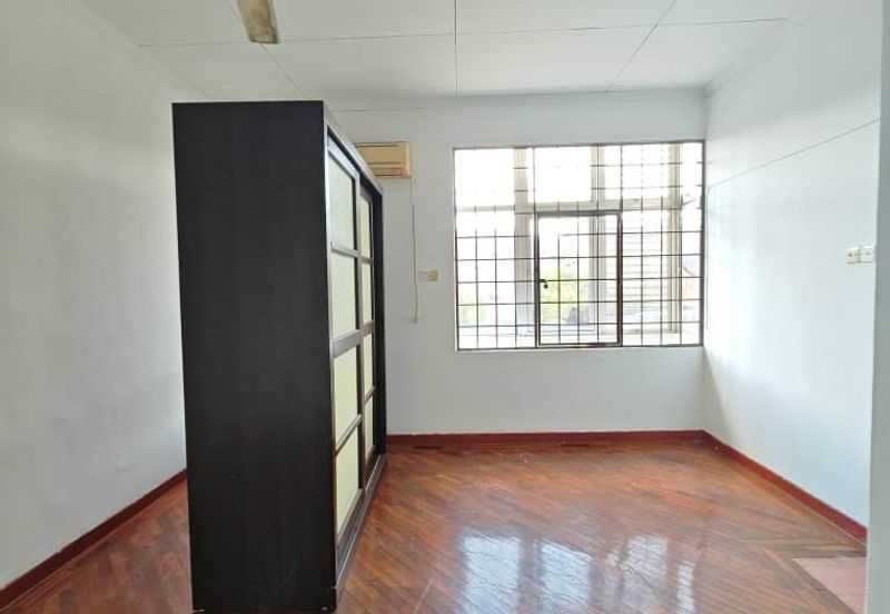 Subang Bestari 2sty house