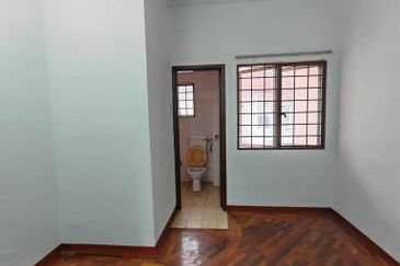 Subang Bestari 2sty house