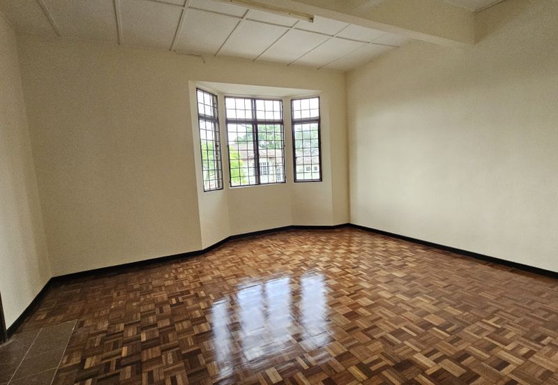 Taman Saujana Puchong