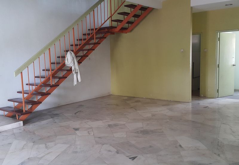 Taman Saujana Puchong