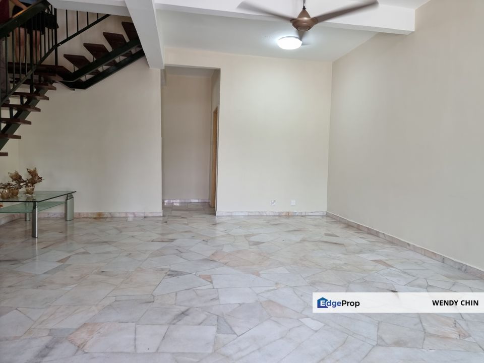 Longer car porch, Selangor, Puchong South