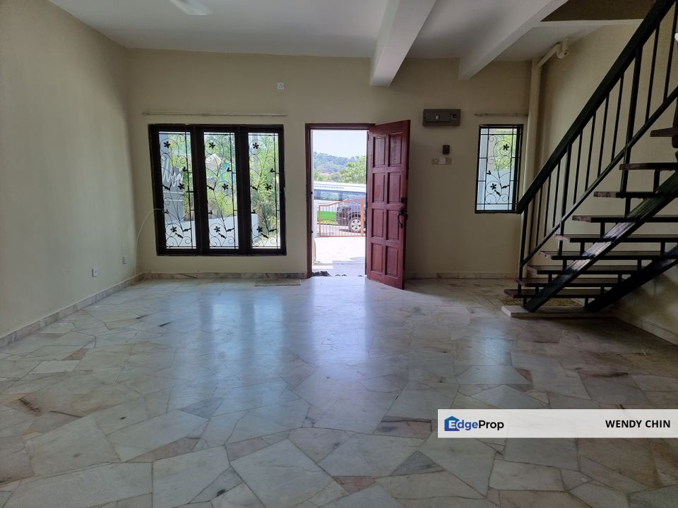 Longer car porch, Selangor, Puchong South