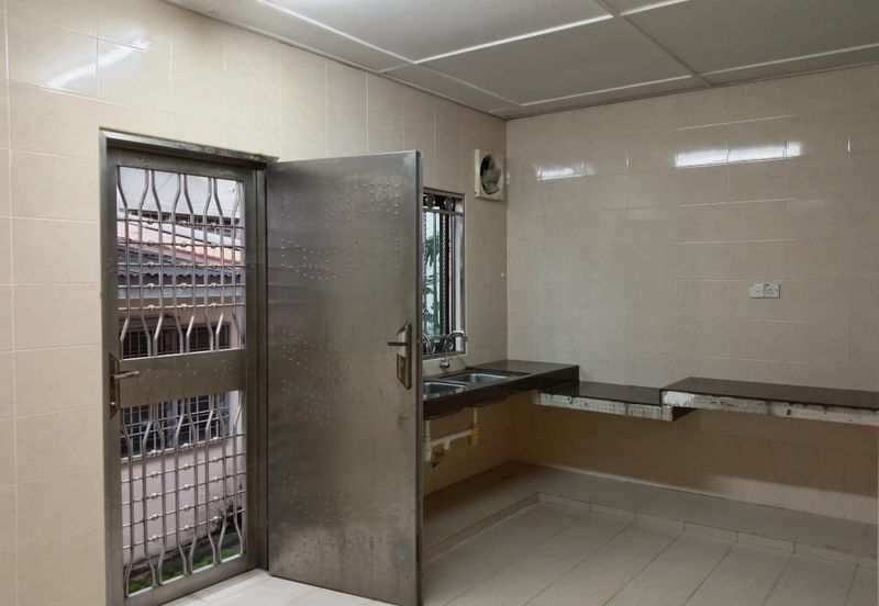 Taman Saujana Puchong