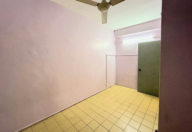 Taman Saujana Puchong