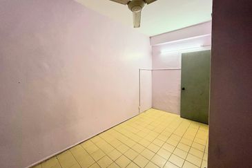 Taman Saujana Puchong