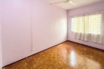 Taman Saujana Puchong