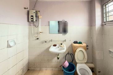 Taman Saujana Puchong