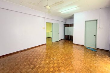 Taman Saujana Puchong