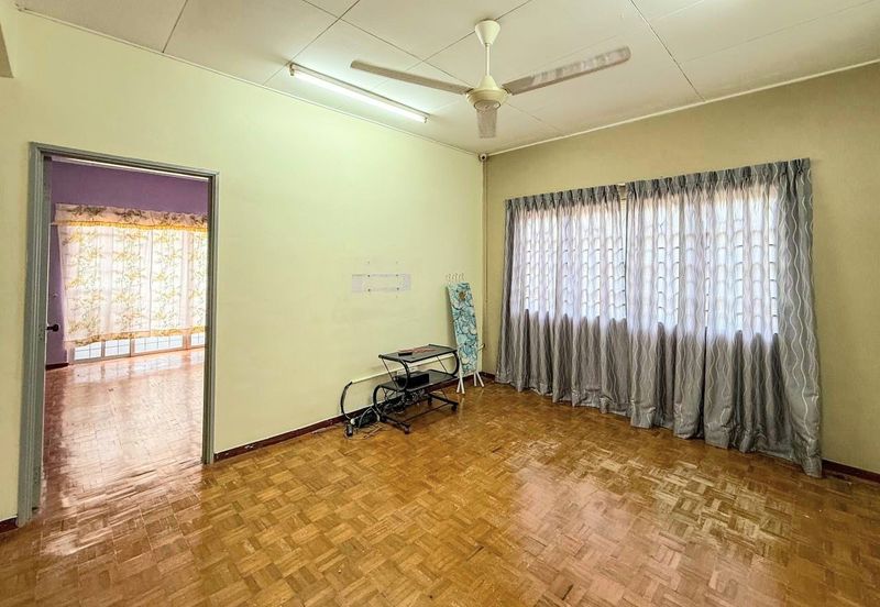 Taman Saujana Puchong