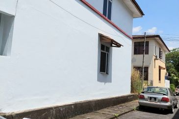 Taman Saujana Puchong