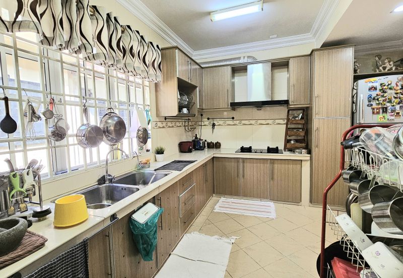 Taman Saujana Puchong