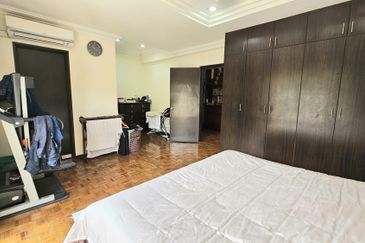 Taman Saujana Puchong