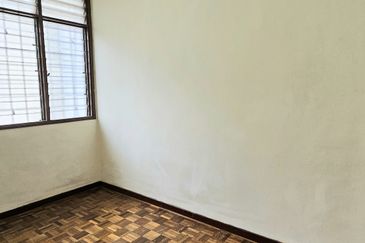 Taman Saujana Puchong